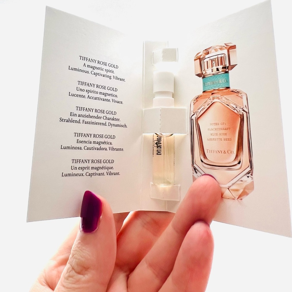 5 for 25⚡️Tiffany & Co Rose Gold 1.5ml - Picture 2 of 3